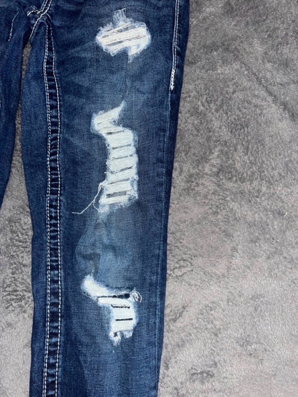 Vigoss Dark Blue Skinny Jeans with Embroidered Back Pocket - Picture 8 of 10